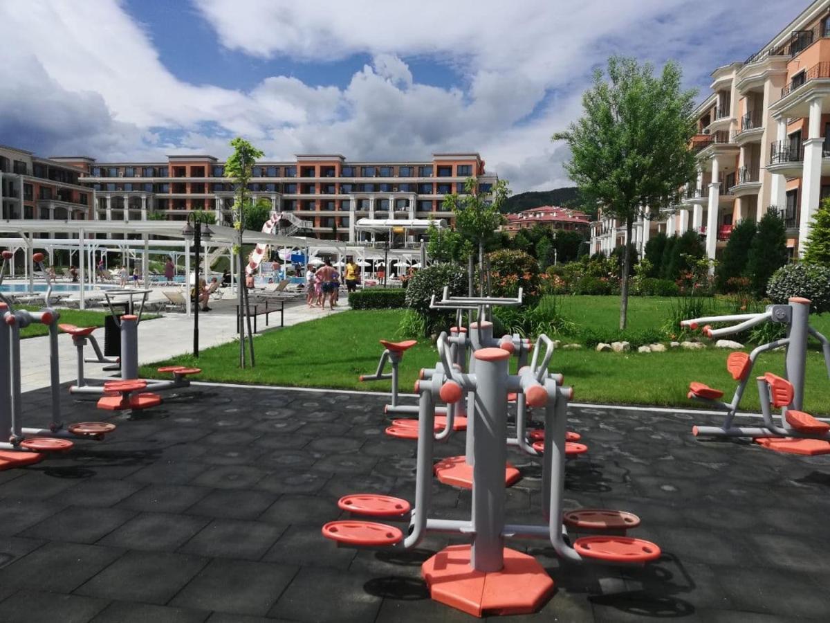 Sea View Apartment Prestige Fort Beach , Premier Fort Beach Sveti Vlas Esterno foto