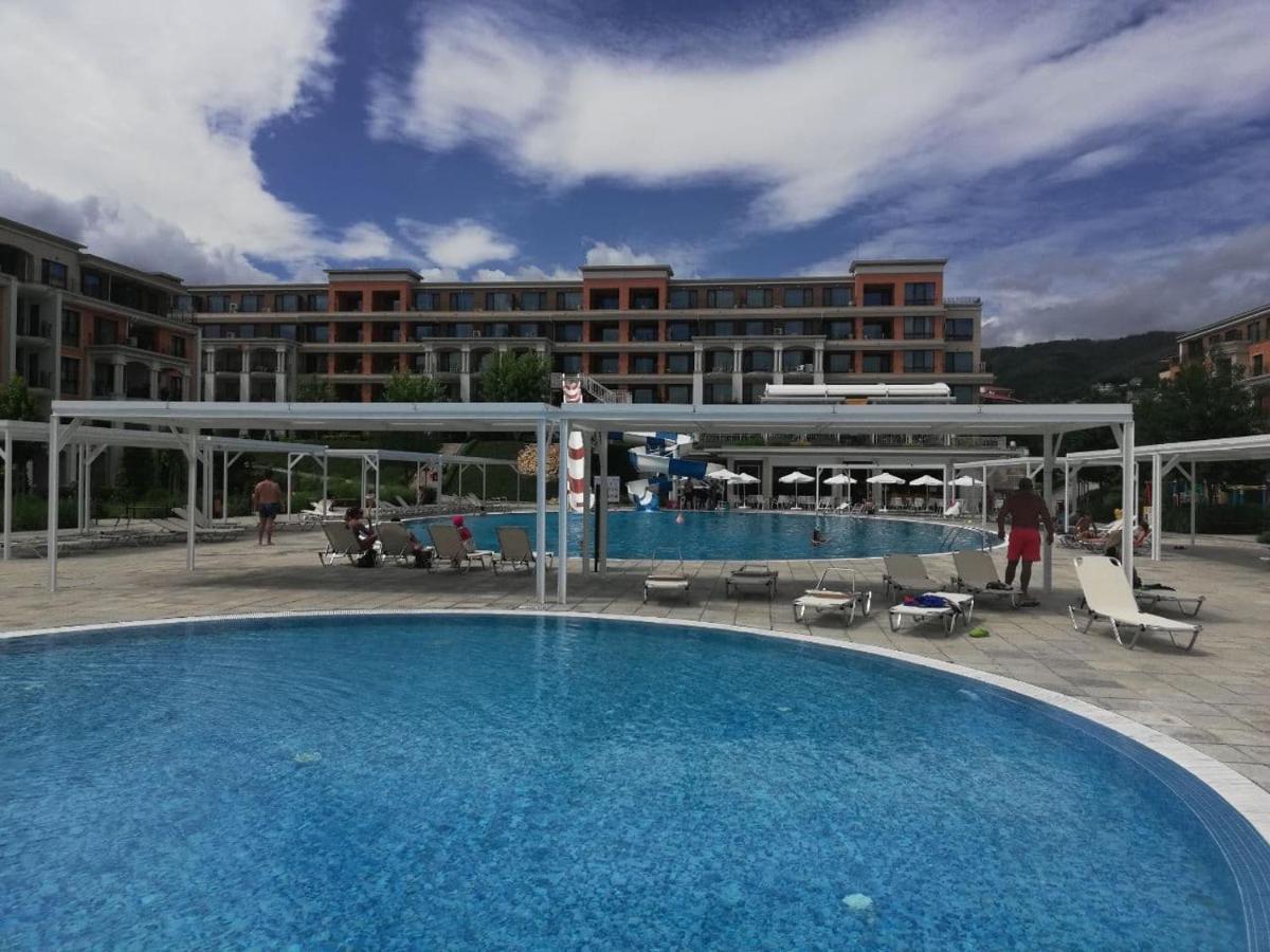 Sea View Apartment Prestige Fort Beach , Premier Fort Beach Sveti Vlas Esterno foto